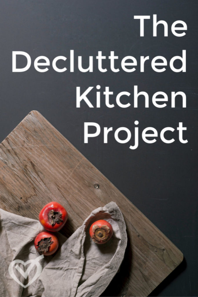 Have you always wanted a decluttered kitchen? This ultimate guide will walk you step by step through a thorough decluttering process!