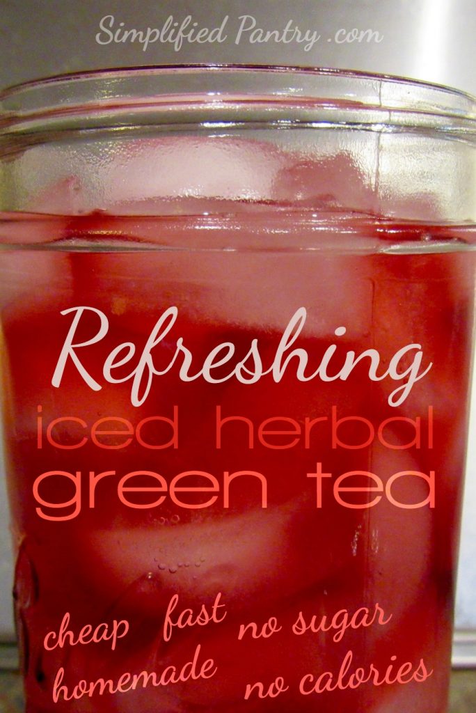 Try this sugar-free, calorie-free, fast, cheap homemade iced herbal green tea for a summer refresher without guilt. Iced herbal green tea for the win.